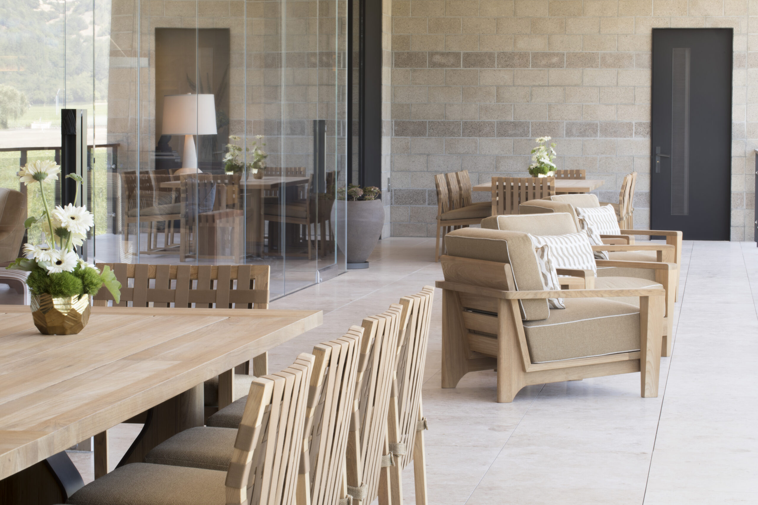 Veranda Tables & Chairs, Link Outdoor