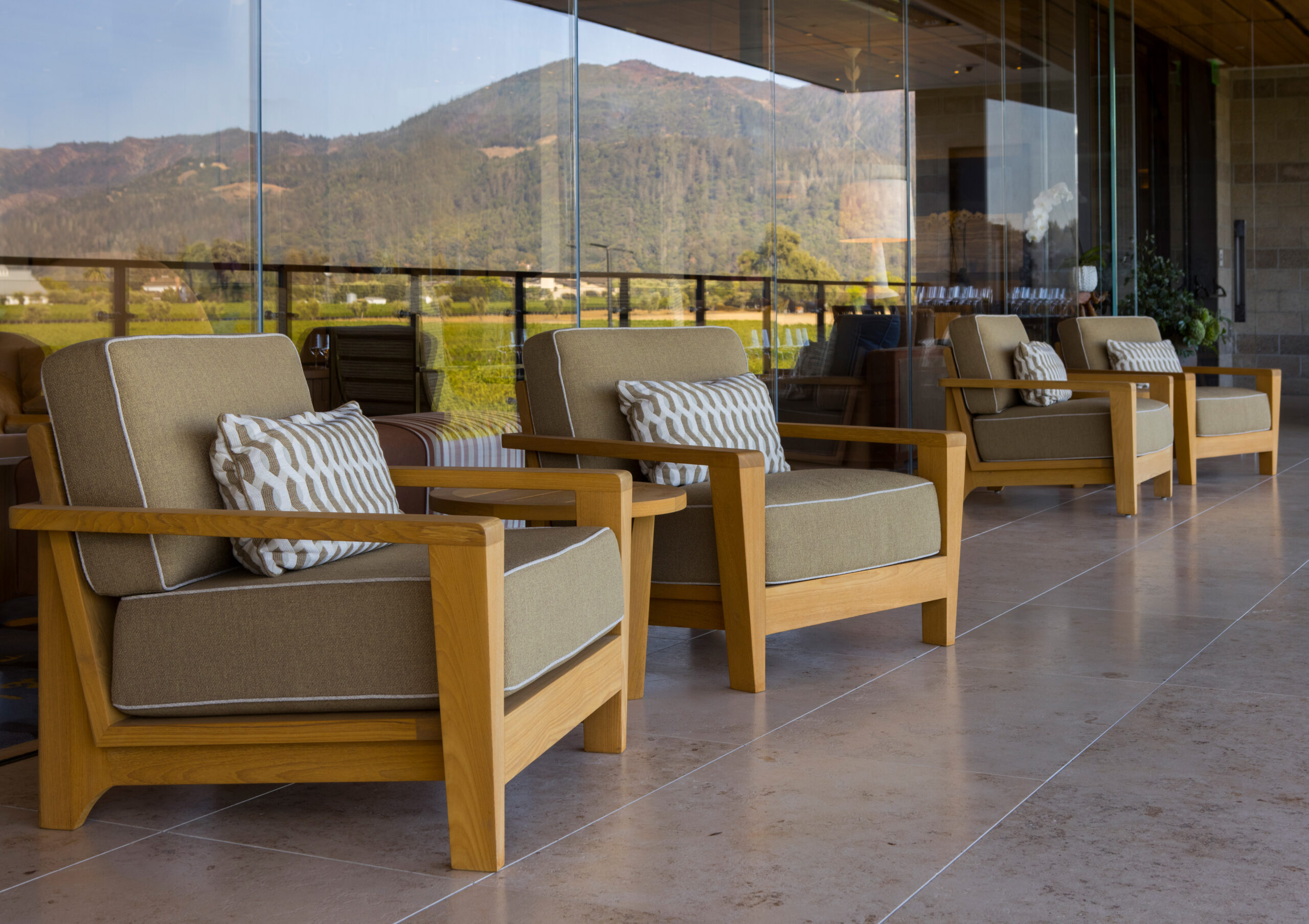 Veranda Tables & Chairs, Link Outdoor